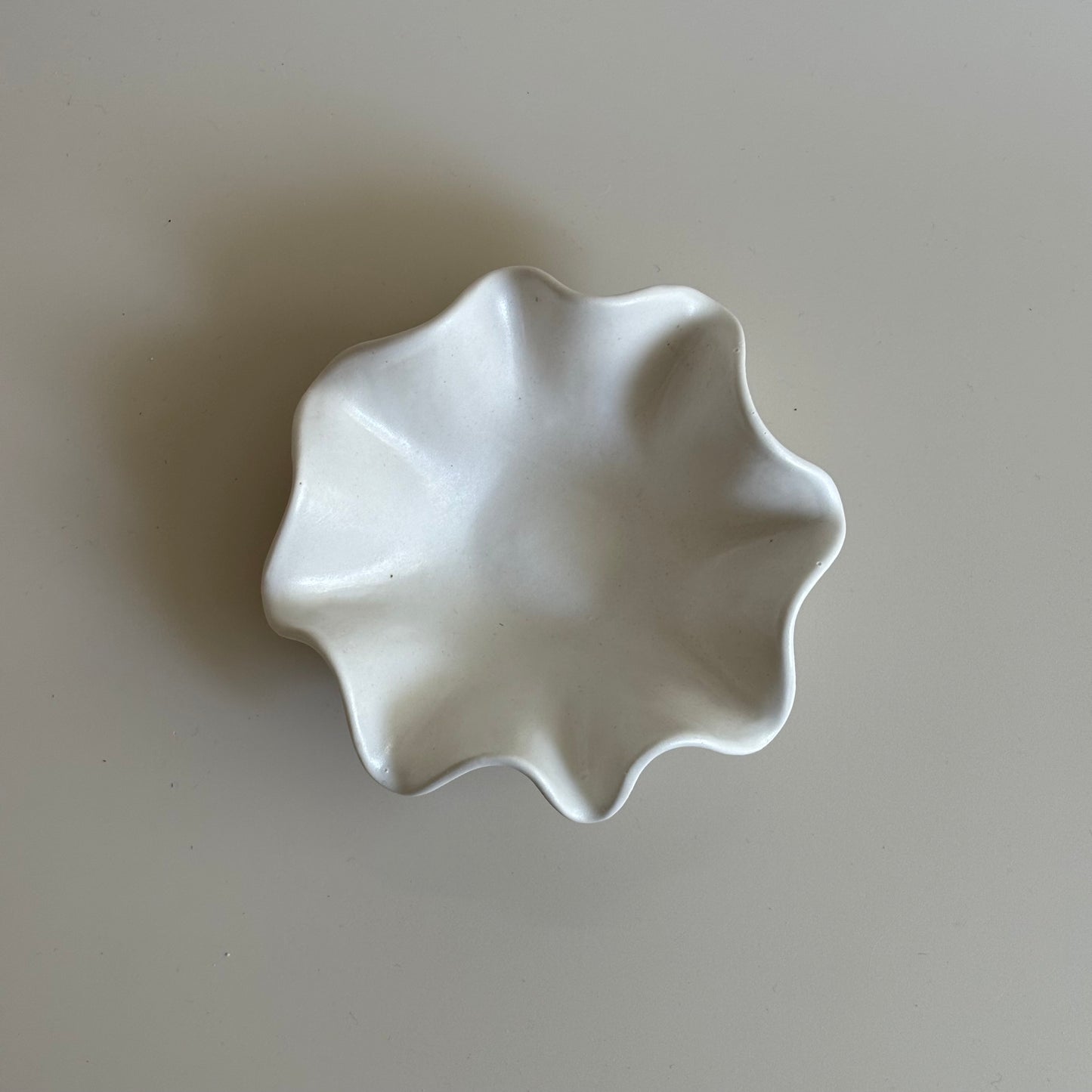 Dish Wave ~ Alabaster