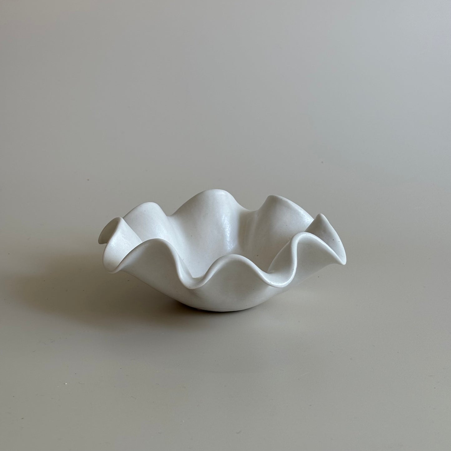 Dish Wave ~ Alabaster
