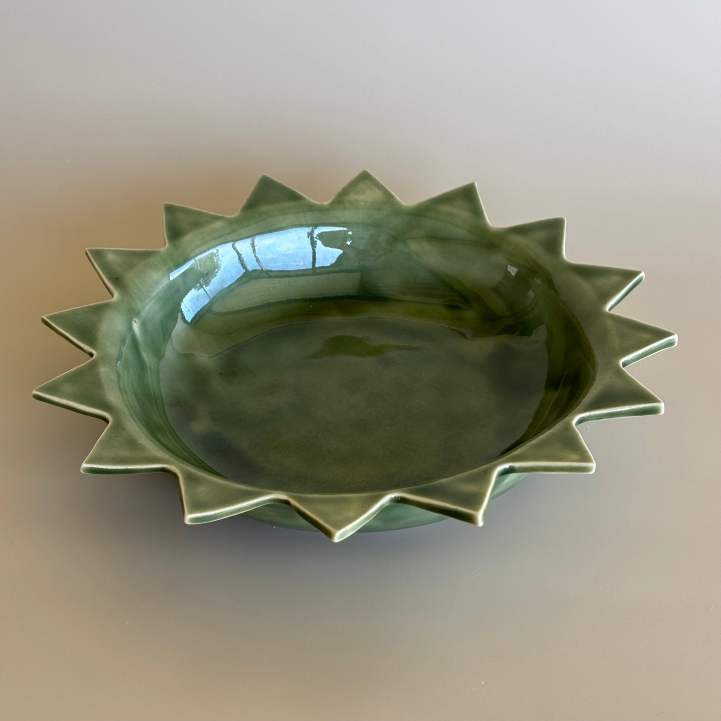 Sunburst Dish ~ Antique Green