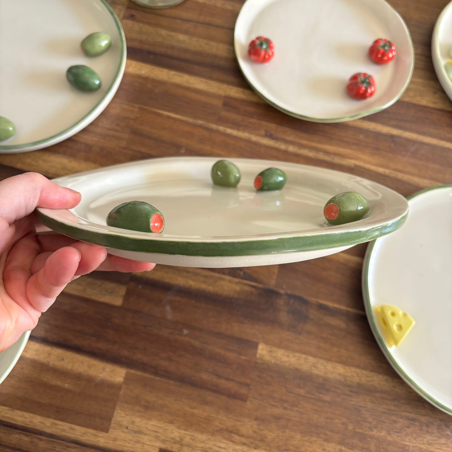 Trompe L'oeil Plate ~ Olive 23.5cm