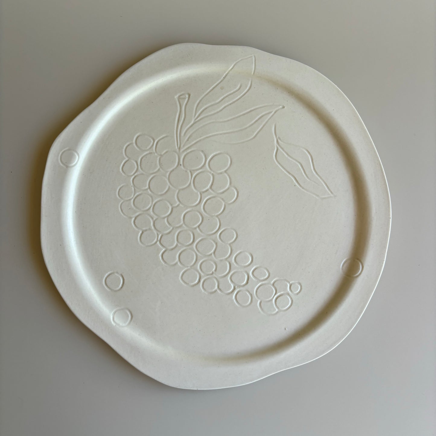 Plate Carve ~ Grape