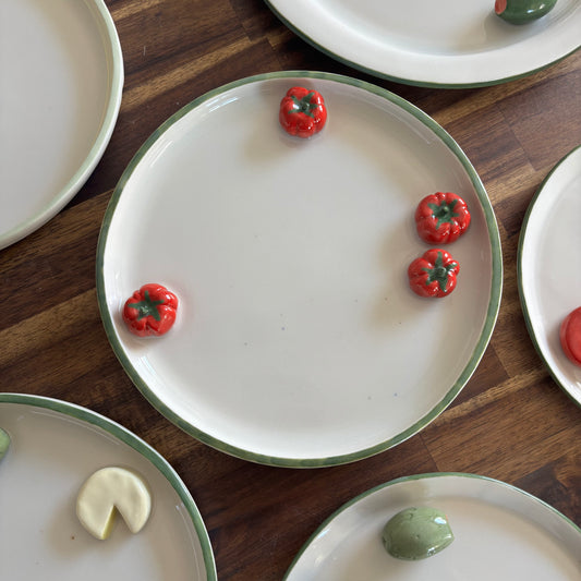 Trompe L'oeil Plate ~ Tomatoes 20cm