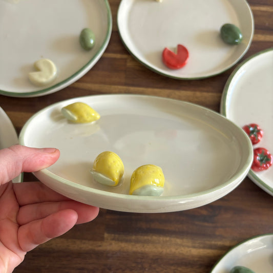 Trompe L'oeil Plate ~ Lemons 18cm