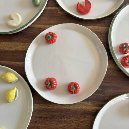 Trompe L'oeil Plate ~ Tomatoes 18cm