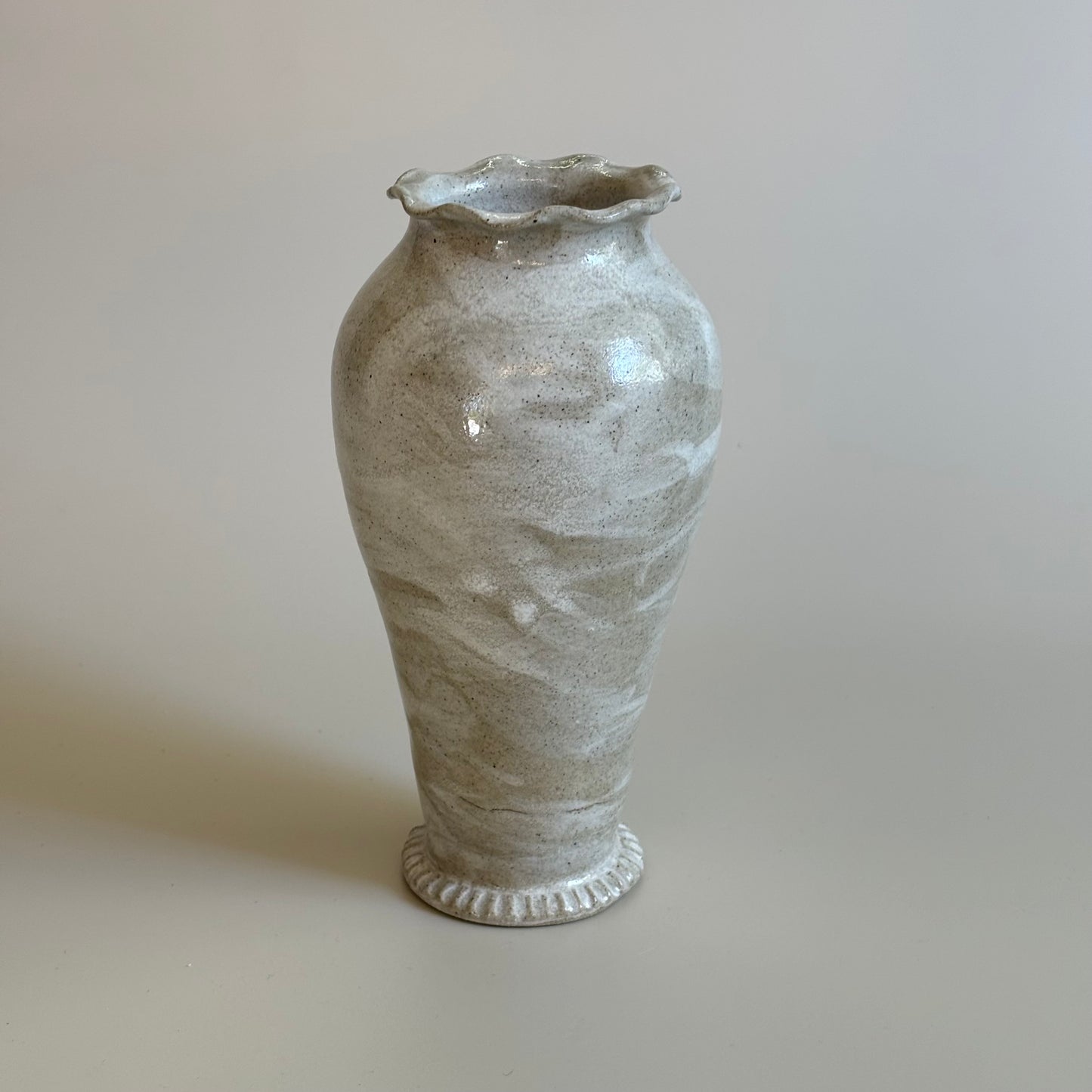 Vase ~ Frill