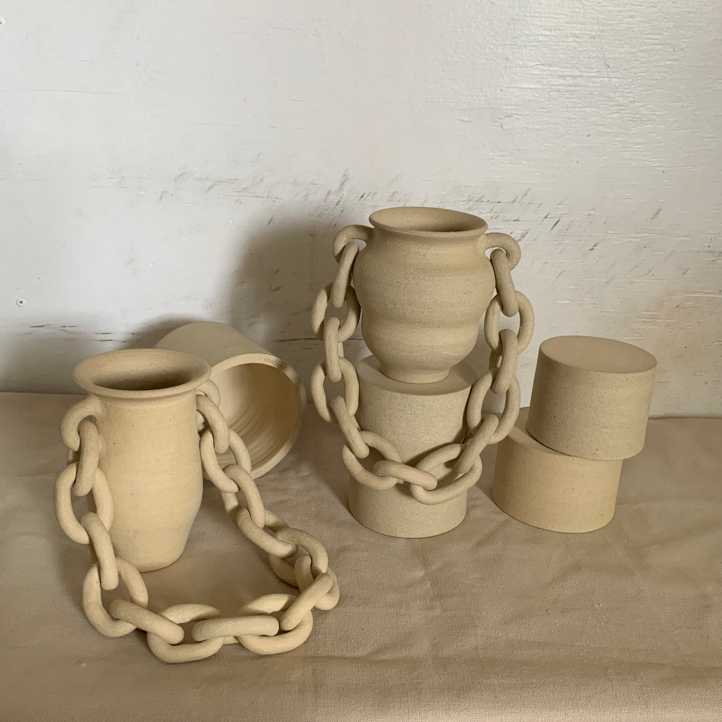 Vase Chain #01